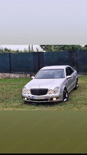 Mercedes E200 Automat  - imagine 3