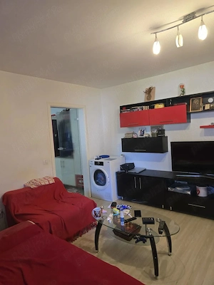 Zona Cirumvalatiunii | Apartament 3 camere | Parter | Cu balcon - imagine 2