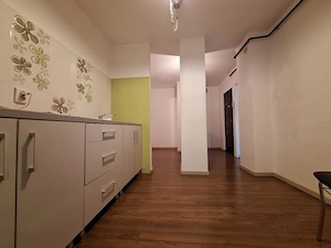 Apartament 3 camere - spatios si renovat - 68 mp - zona Dorobantilor - imagine 3