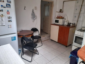 Închiriez casa ptr muncitori in zona Tătărași  - imagine 4