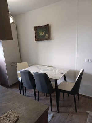 Închiriez apartament cu doua camere în zona centrala,  complet mobilat și utilat               - imagine 3
