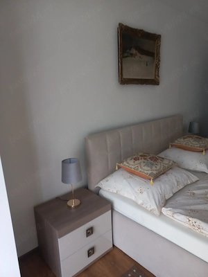 Închiriez apartament cu doua camere în zona centrala,  complet mobilat și utilat               - imagine 5
