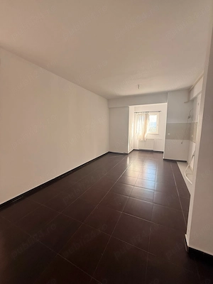 Apartament spatios cu 3 camere - Zona Independentei (Kaufland) - imagine 2