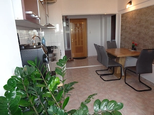 Apartament 2 camere decomandat, etaj intermediar, langa Spitalul Judetean, 64 mp, mobilat si utilat - imagine 8