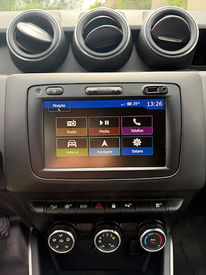 Dacia Duster 1.5 dCi 4x4 - imagine 10