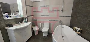 Casa  zona Platinia Parcul Mare curte teren 800mp + apartament/ birou - imagine 13