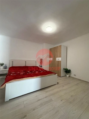 Casa Renovata si Mobilata Complet - Pozitionare Excelenta - Aproape de Delfinariu si Bd Mamaia - imagine 15