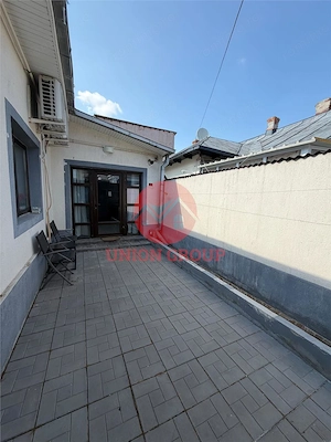 Casa Renovata si Mobilata Complet - Pozitionare Excelenta - Aproape de Delfinariu si Bd Mamaia - imagine 4
