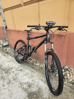 Bicicleta Full Suspension