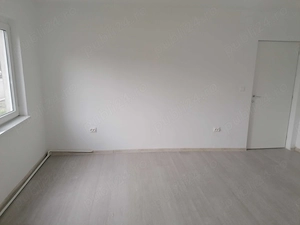 Apartament cu 2 camere, parter, Bd Cetatii - imagine 7