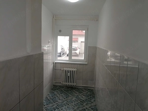 Apartament cu 2 camere, parter, Bd Cetatii - imagine 4