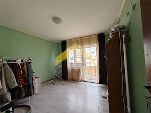 Apartament 100 mp construiti 2 camere zona 300 de vanzare - imagine 4