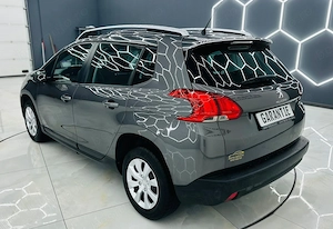 Peugeot 2008 - imagine 4