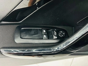 Peugeot 2008 - imagine 13
