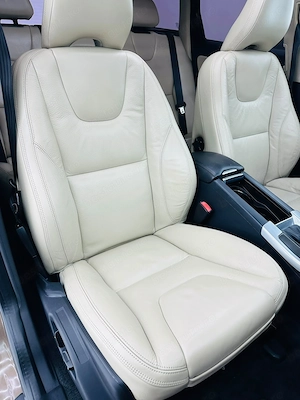 Volvo XC60 - imagine 19