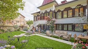 Vilă cu farmec istoric în Bușteni, pensiune sau locuință de vacanță!