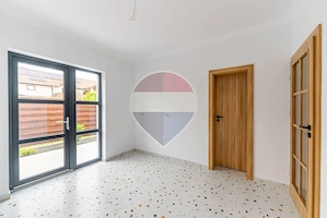 Casă nouă 4 camere, P+1, zona centrală - imagine 8