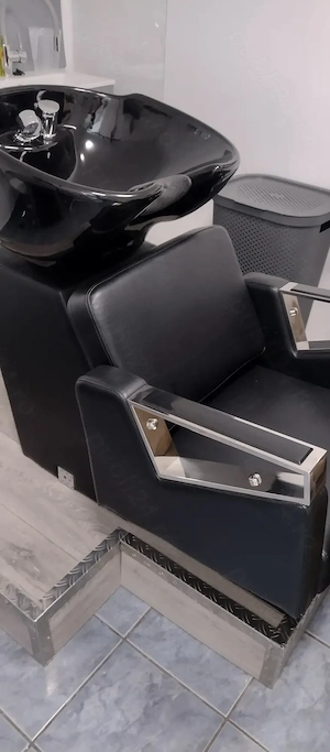 Vand sau schimb spatiu comercial SALON - imagine 4