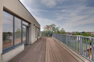 Comision 0% | Penthouse cu terasă de 68 mp - imagine 12