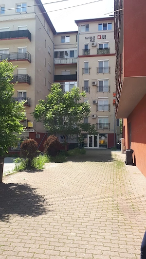 Închiriez Apartament 3 camere.  - imagine 5