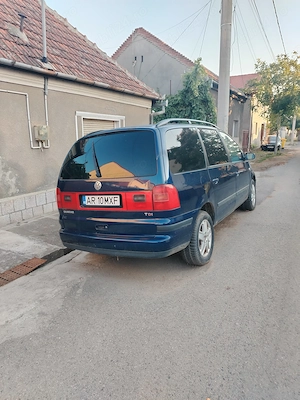 Vând VW Sharan 1,9 TDI  - imagine 3