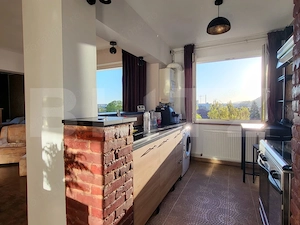 Apartament ultracentral cu panoramă deosebită | 2 balcoane | Gata de mutat - imagine 2