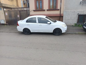 chevroler aveo  - imagine 3