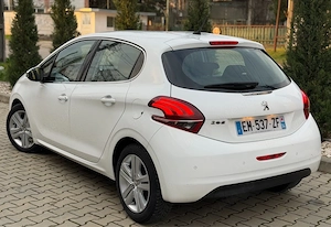 Peugeot 208 Facelift Allure 06.2017 Carplay Navigatie 100 CP 1.6 BlueHdi - imagine 7