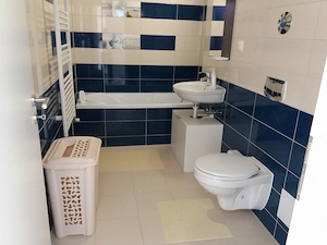 Apartament cu 3 camere - Tractorul - imagine 8