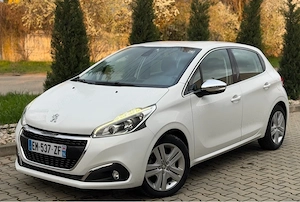 Peugeot 208 Facelift Allure 06.2017 Carplay Navigatie 100 CP 1.6 BlueHdi - imagine 6