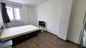 Apartament 2 camere etaj 2 zona Gusterita - imagine 4