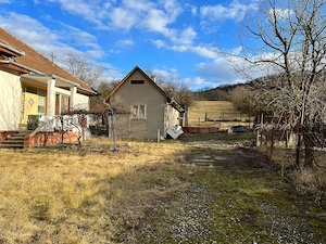 Casă zona cu potențial Turism  - imagine 4