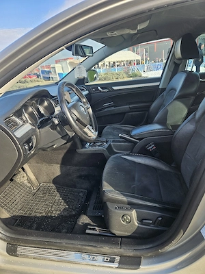 Skoda Superb Facelift 2.0 TDI DSG Comfort Line | Unic proprietar RO | Pret in lei Negociabil! - imagine 5