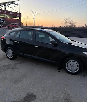 Vand renault  megane3, 2010 întreținere impecabila - imagine 2
