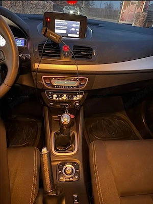 Vand renault  megane3, 2010 întreținere impecabila - imagine 3
