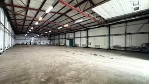 Hala 850mp zona industriala Vest