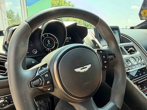 Aston Martin DBS Superleggera - imagine 9