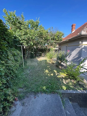 Casă spațioasă cu 6 camere, teren 700 mp, garaj și terasă - imagine 18