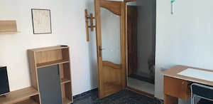  De inchiriat garsoniera confort 1, etaj 1, mobilata total, in Buzau, zona Piata Dacia
