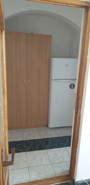 Ofer spre închiriere, garsoniera confort 1, etaj 1, mobilata total, in Buzau, zona Piata Dacia - imagine 7