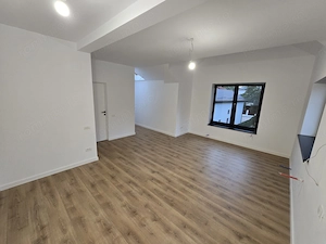 Apartament cu 4 camere 125 mp (4 garsoniere) la cheie + 60 mp pod - Busteni - imagine 17