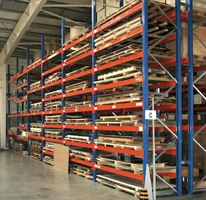 Rafturi metalice  industriale pe stoc