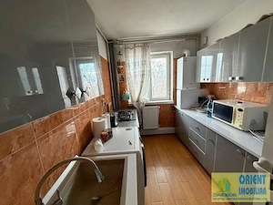 Km 4-5, de vanzare apartament 2 camere, gaze, decomandat - imagine 7