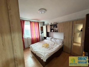 Km 4-5, de vanzare apartament 2 camere, gaze, decomandat - imagine 4