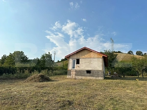 Casă la roșu de vânzare în Chimindia, teren de 1.400 mp, acces 2 drumuri - imagine 4