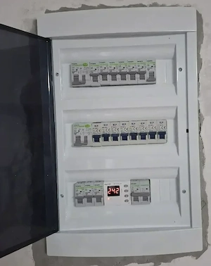 Electrician Instalatii Electrice Bucuresti si Ilfov