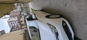 Vand Toyota Auris Hybrid - imagine 8