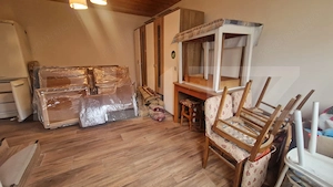 Casa cu teren 935 m , doua corpuri de case, Sacele -zona buna - imagine 5