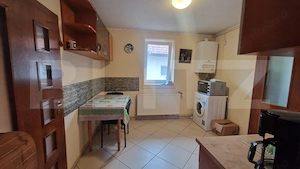 Casa cu teren 935 m , doua corpuri de case, Sacele -zona buna