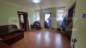 Casa cu teren 935 m , doua corpuri de case, Sacele -zona buna - imagine 15